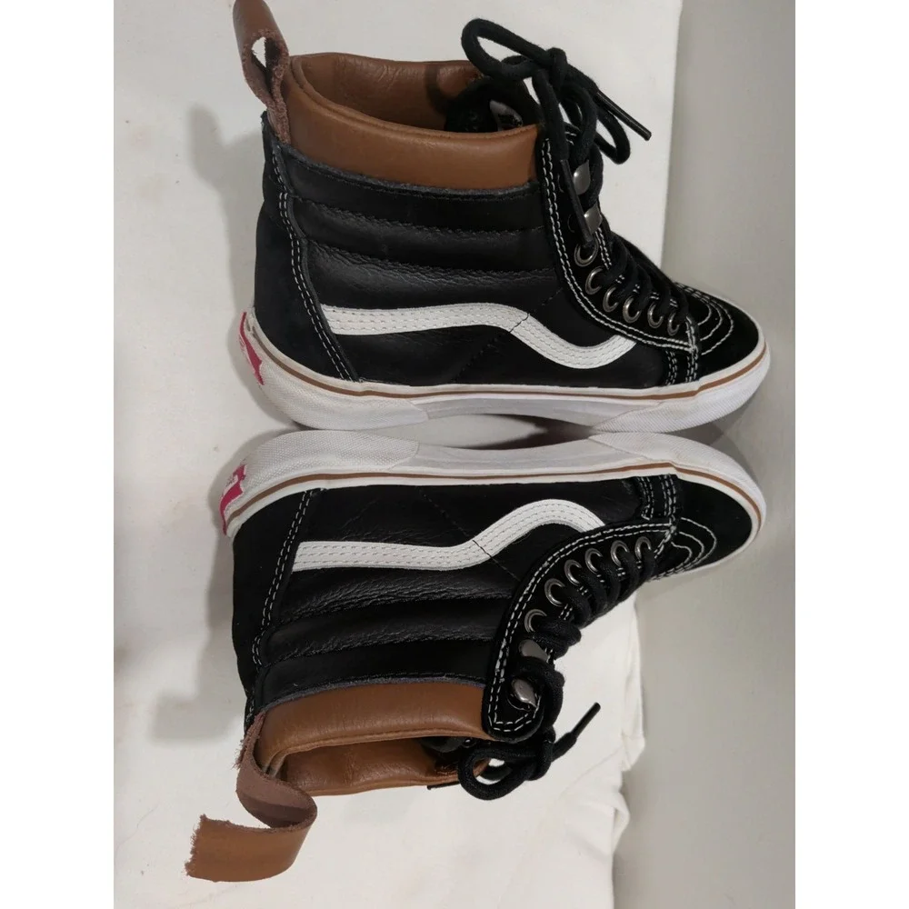 Vans product pair
